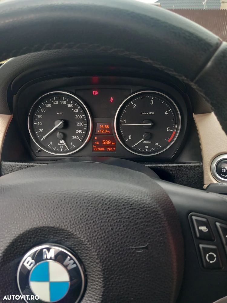 BMW X1 xDrive20d - 15