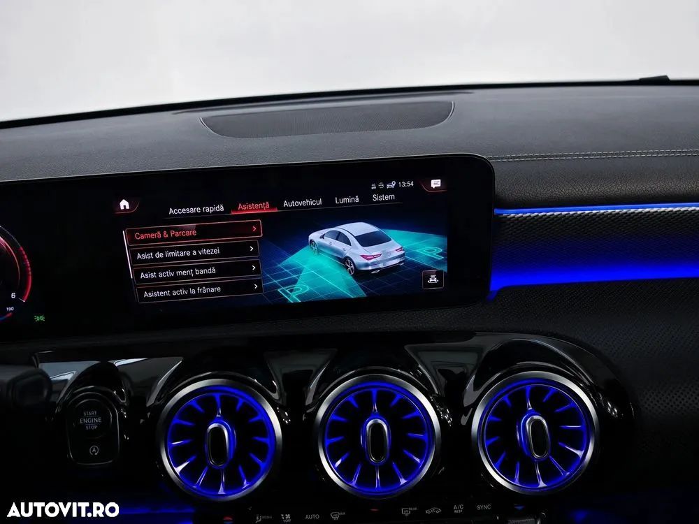 Mercedes-Benz CLA 180 d 7G-DCT - 14