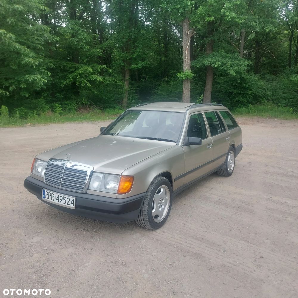 Mercedes-Benz W124 (1984-1993) - 1