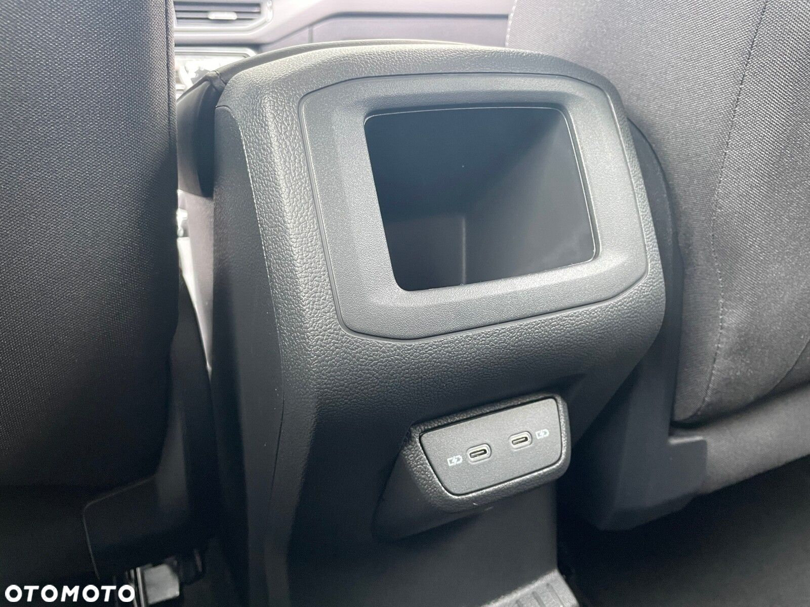 Volkswagen T-Cross - 27