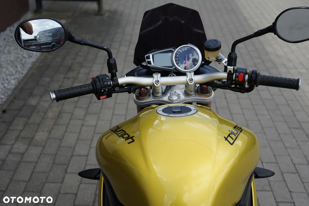 Triumph Speed Triple - 15