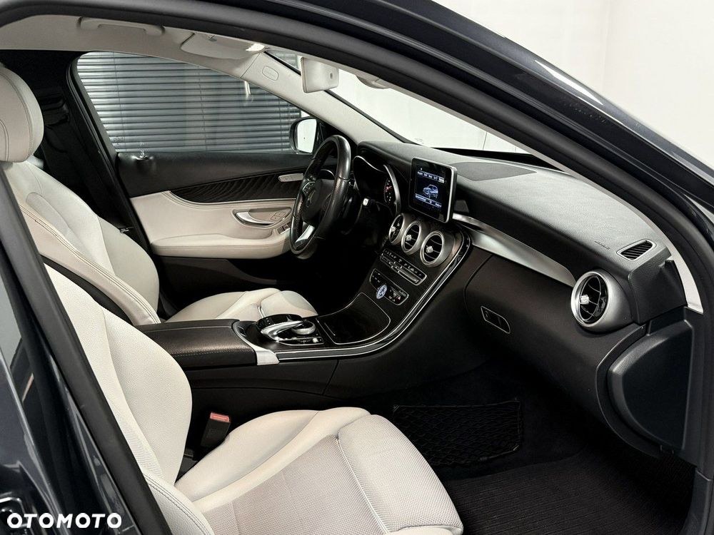 Mercedes-Benz Klasa C - 18
