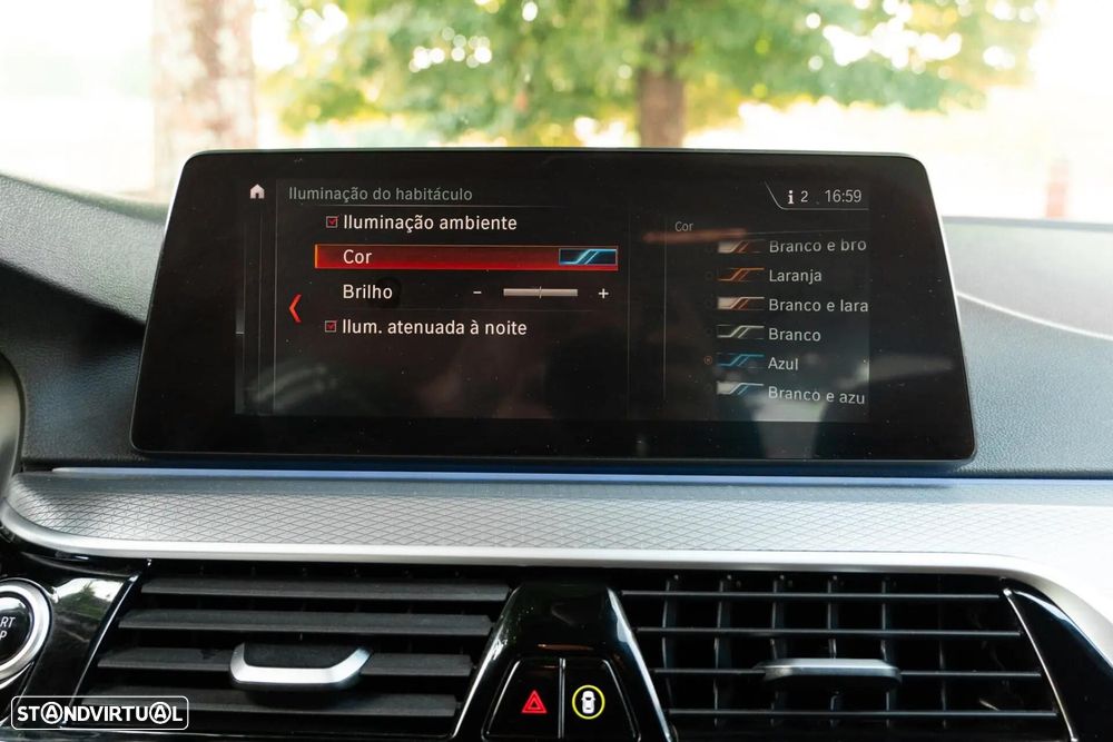 BMW 530 e iPerformance Pack M - 18