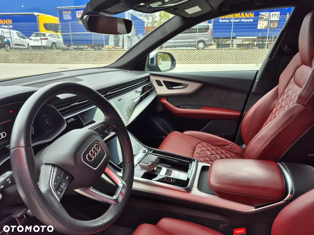 Audi SQ8 - 11