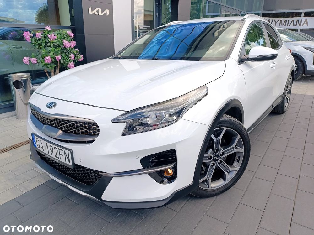 Kia XCeed 1.6 T-GDI L Business Line DCT - 1