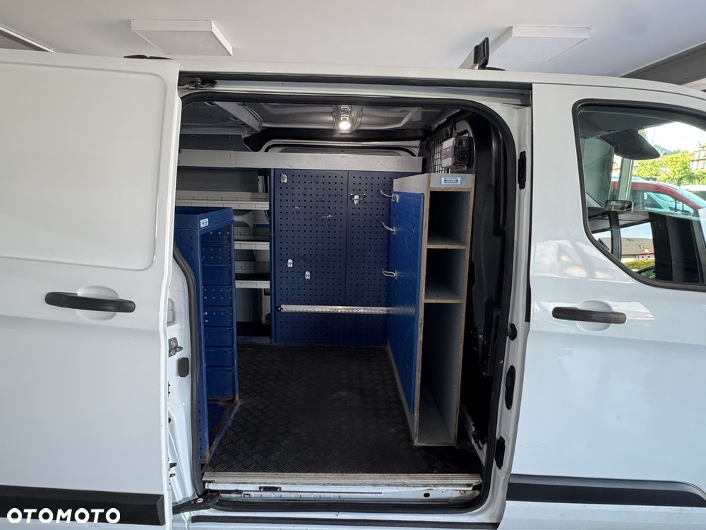 Ford Transit Custom - 16