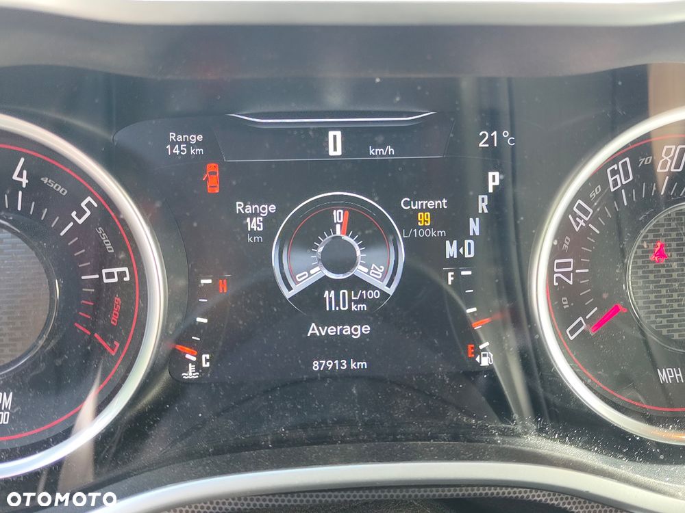 Dodge Challenger 3.6 SXT Plus - 10