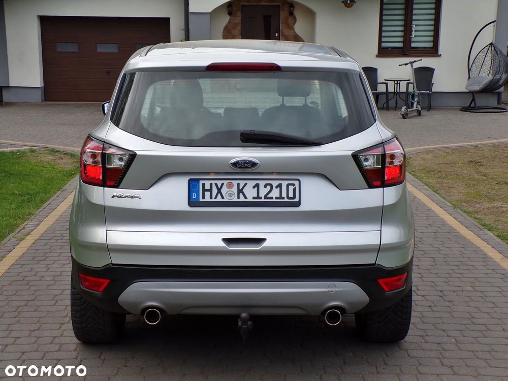 Ford Kuga 2.0 TDCi 4x4 Titanium - 9
