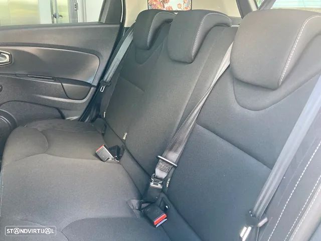 Renault Clio Sport Tourer 1.5 dCi Limited - 25