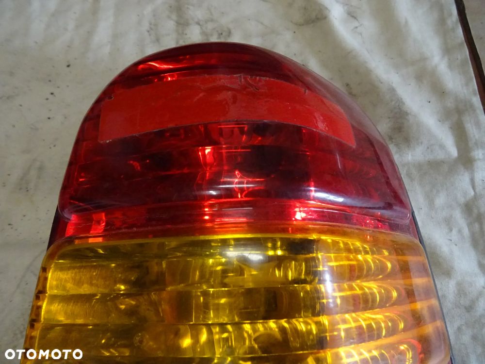 FORD MAVERICK LAMPA PRAWA TYL TANIO CZESCI ROZNE PYTAC - 5
