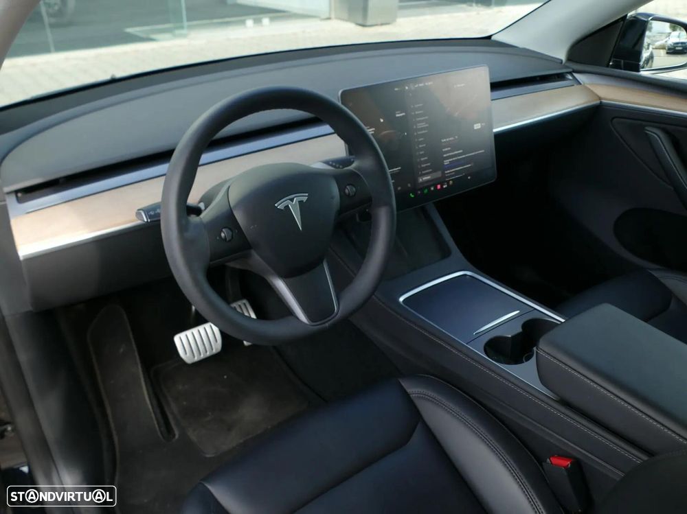 Tesla Model Y Performance Tração Integral - 24