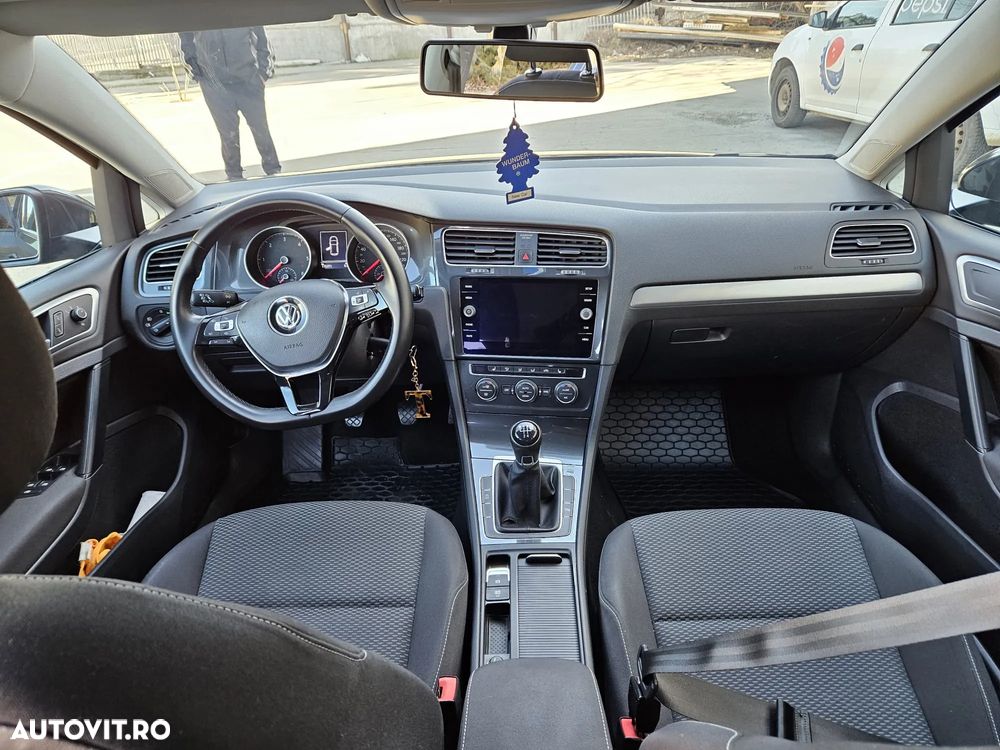 VOLKSWAGEN Golf 2019 — imagine 5