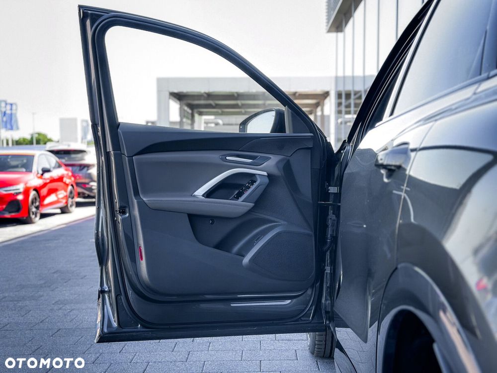 Audi Q5 Sportback - 14