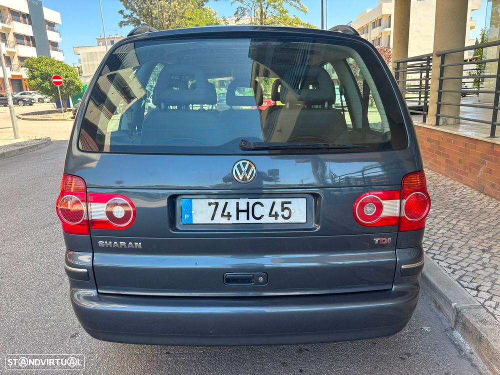 VW Sharan 1.9 TDI Comfortline Family - 10