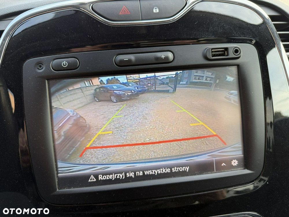 Renault Captur - 32