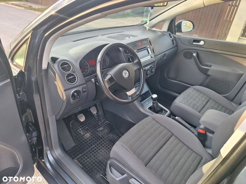 Volkswagen Golf Plus - 11