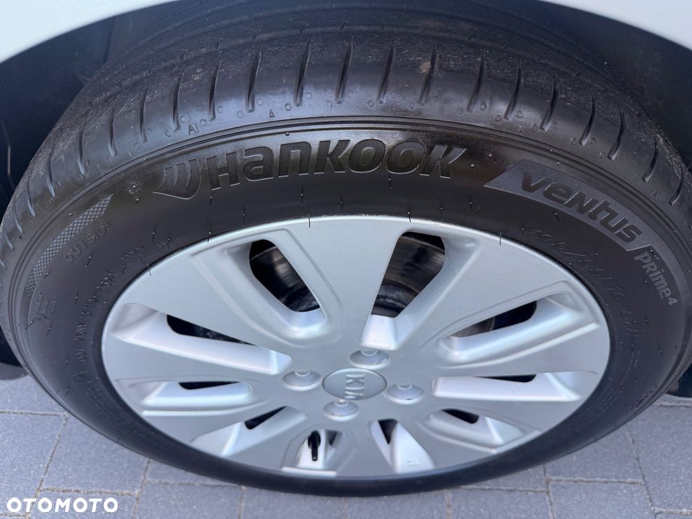 Kia Rio 1.2 Attract - 40