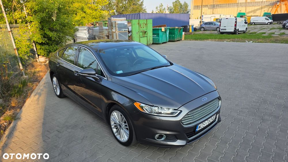 Ford Fusion 2.0 EcoBoost Titanium - 8