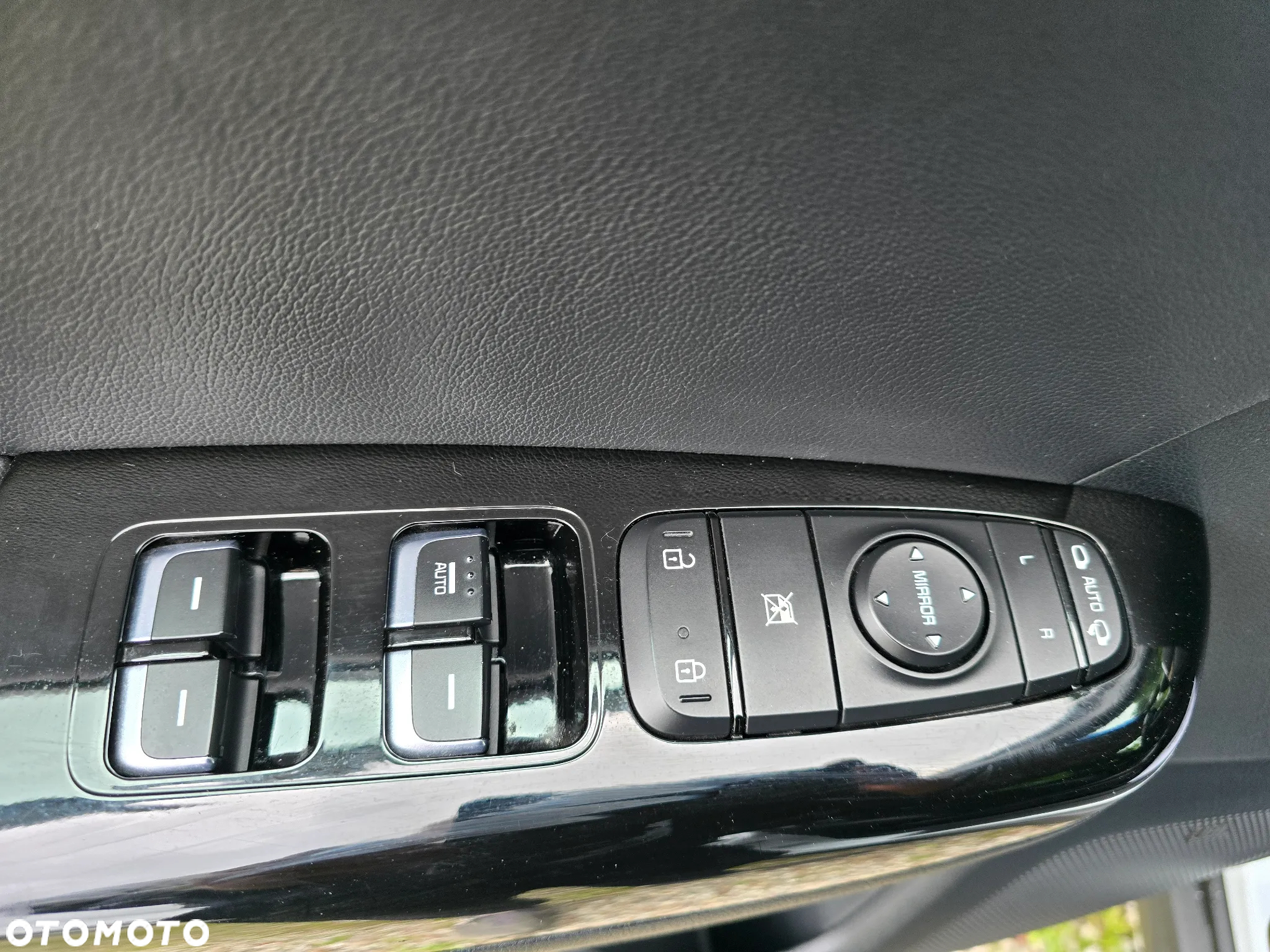 Kia Sportage 1.6 GDI 2WD DREAM-TEAM EDITION - 33