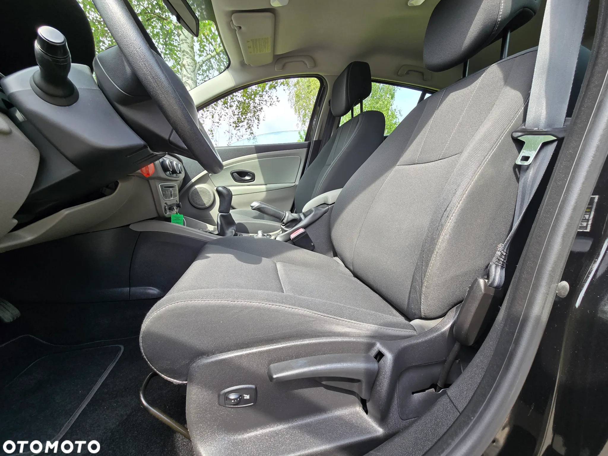 Renault Megane 1.6 16V 100 TomTom Edition - 17