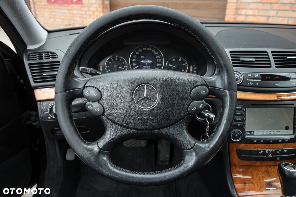 Mercedes-Benz Klasa E 220 CDI Automatik Elegance - 20