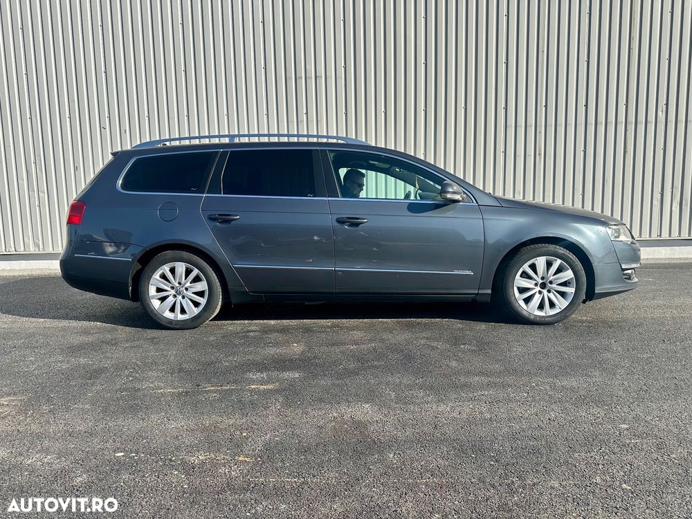 Volkswagen Passat - 4