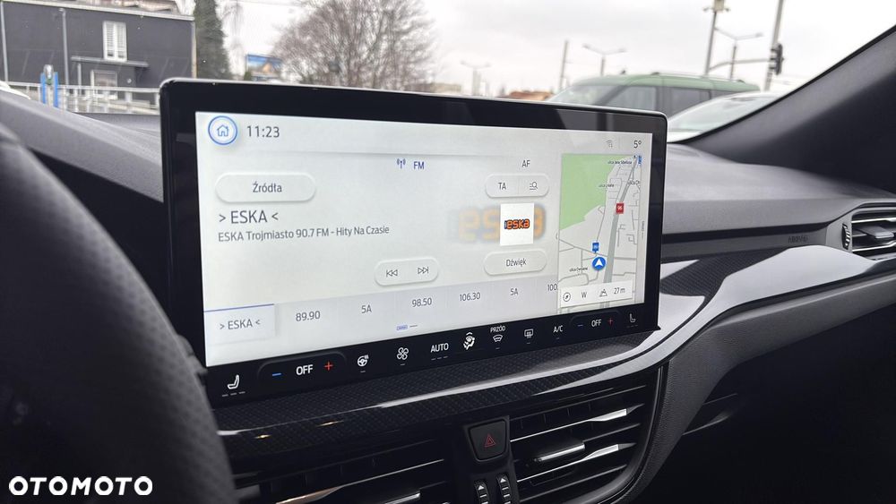 Ford Focus 1.0 EcoBoost Hybrid ST-LINE X - 20