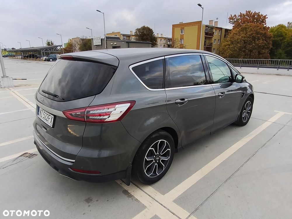 Ford S-Max 2.0 EcoBlue Titanium - 3