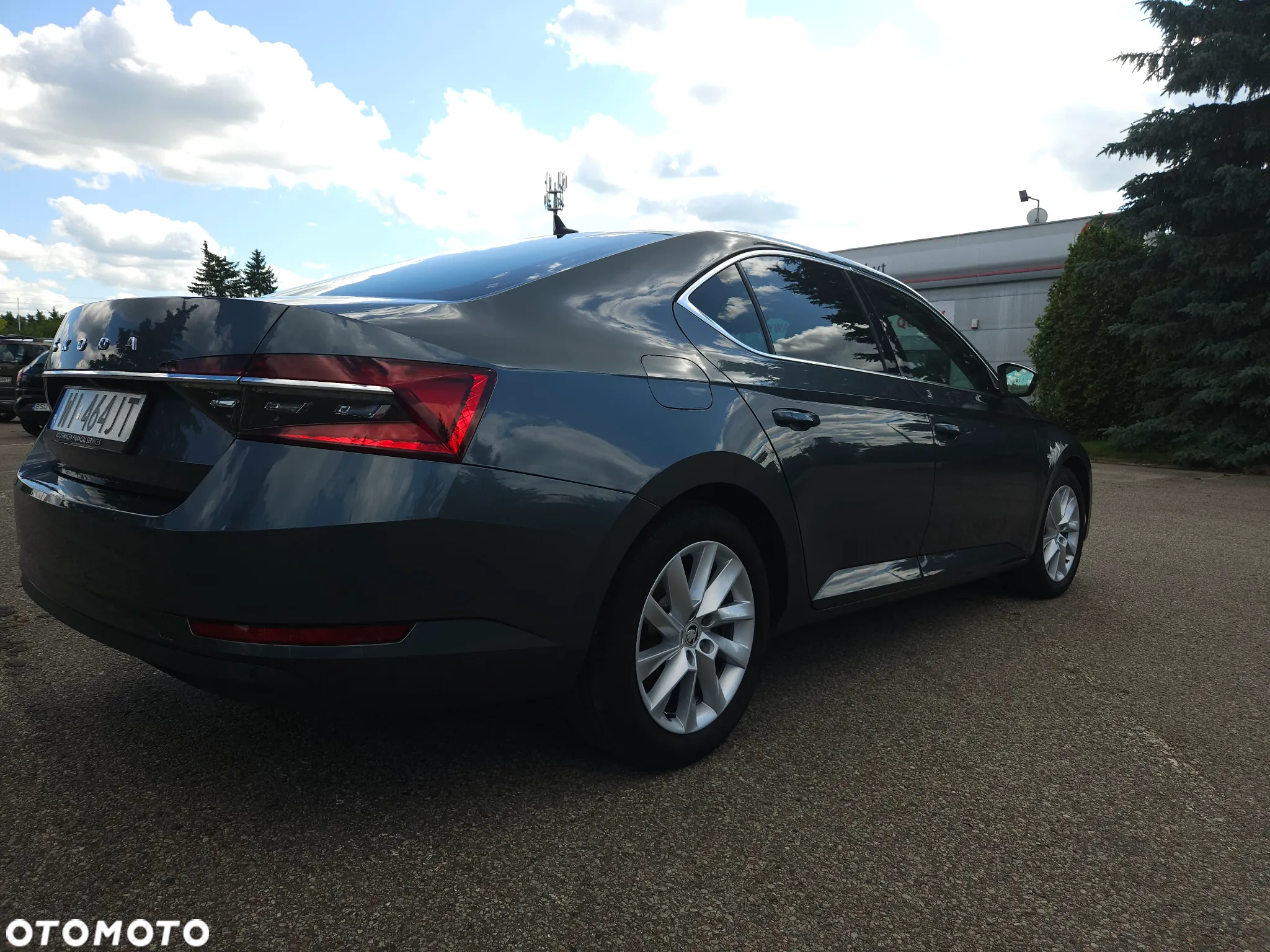 Skoda Superb 2.0 TDI Ambition - 17