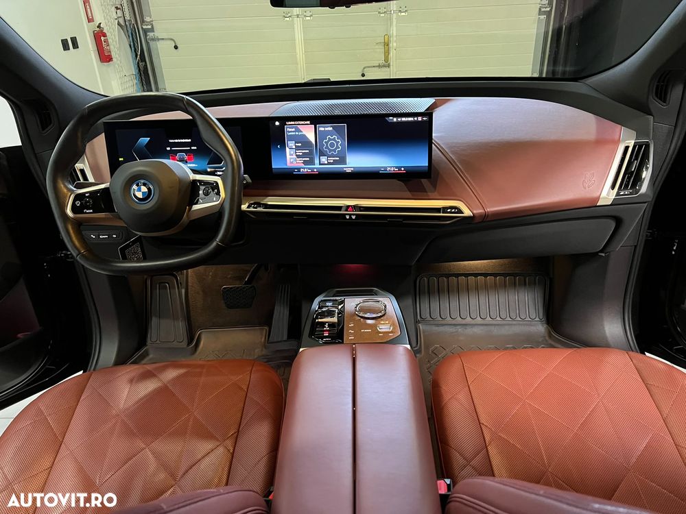 BMW iX xDrive50 - 9
