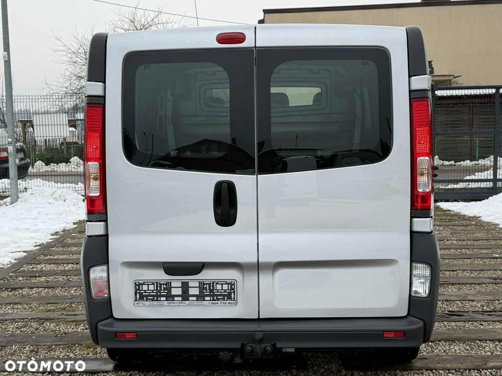 Opel Vivaro - 15