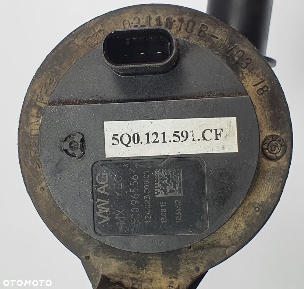 POMPA WODY VW NEW BEETLE II 2.0 5Q0121591CF - 2