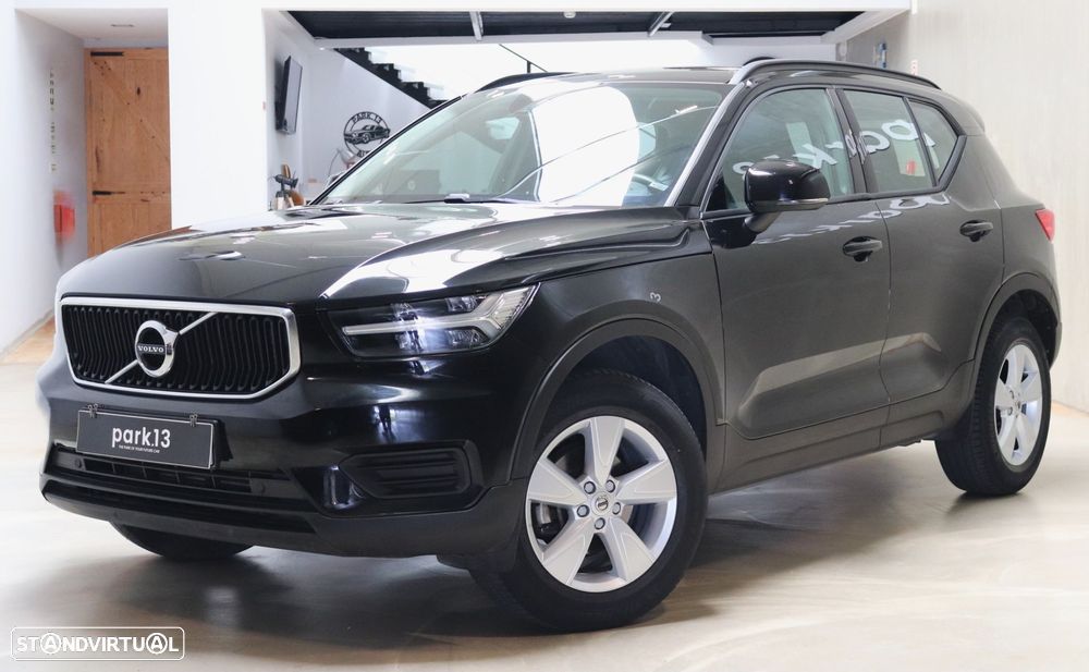 Volvo XC 40 1.5 T3 Momentum Tech Edition - 8
