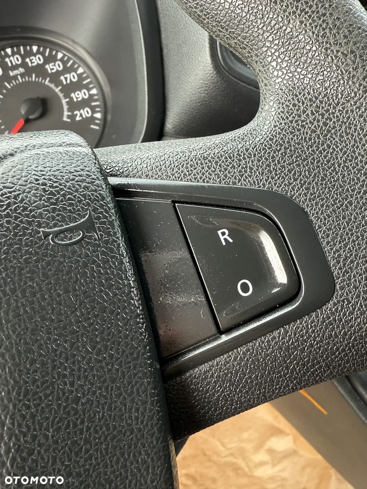 Nissan NV400 - 28