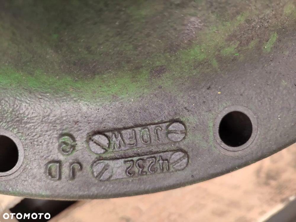 Zwolnica tył R218161 R218162 JOHN DEERE 7930 - 8