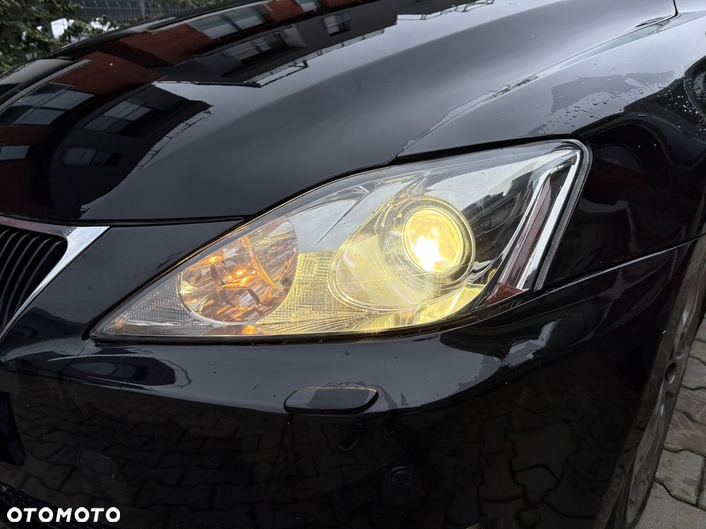 Lexus IS 250 Prestige - 11