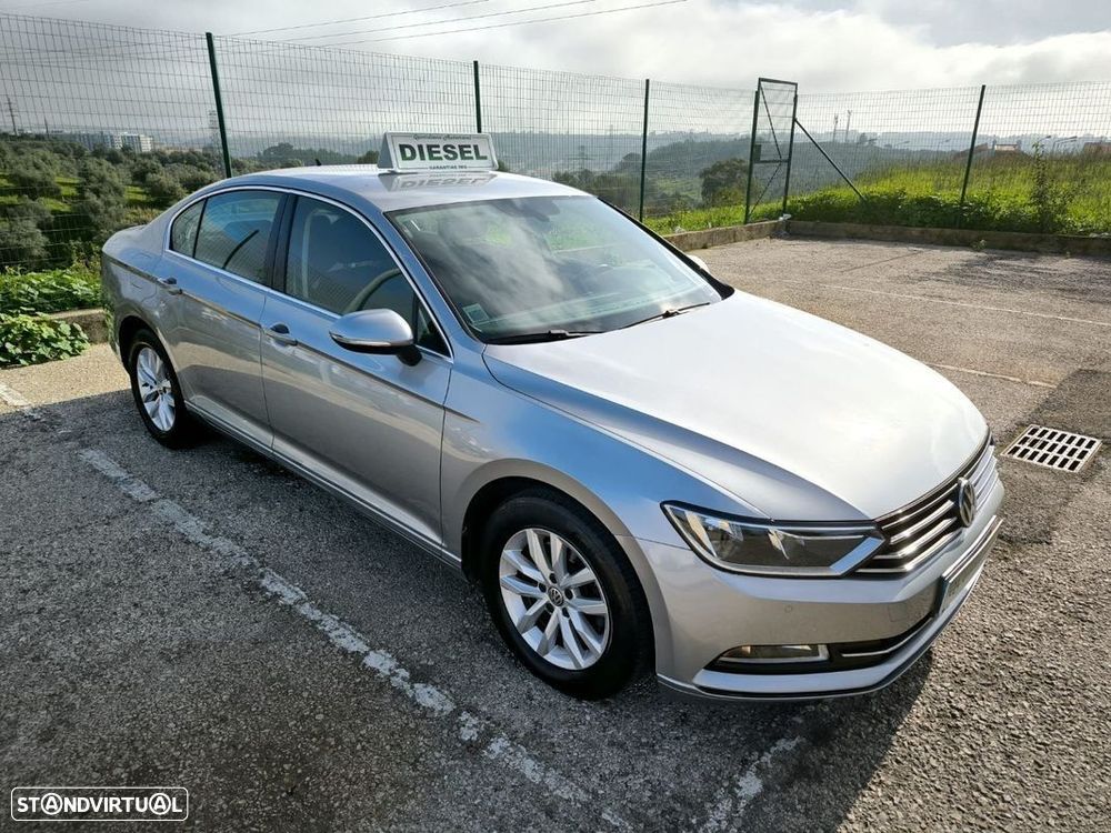 VW Passat 2.0 TDI Business P.DSG - 11
