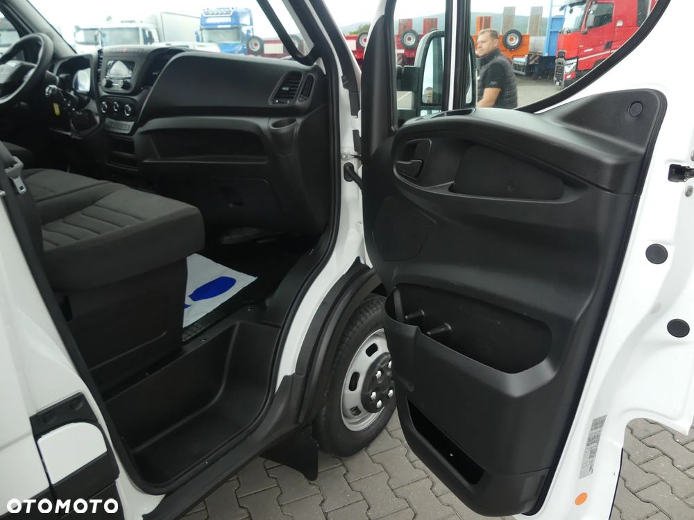 Iveco DAILY 50C16 / WYWROTKA + HDS FASSI F40 / 3- STR KIPER / - 21