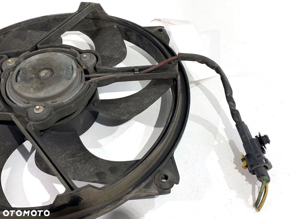 WENTYLATOR CHŁODNICY  CITROEN C4 GRAND PICASSO I (UA_) 2006 - 2013 2.0 i 16V 103 kW [140 KM] - 3