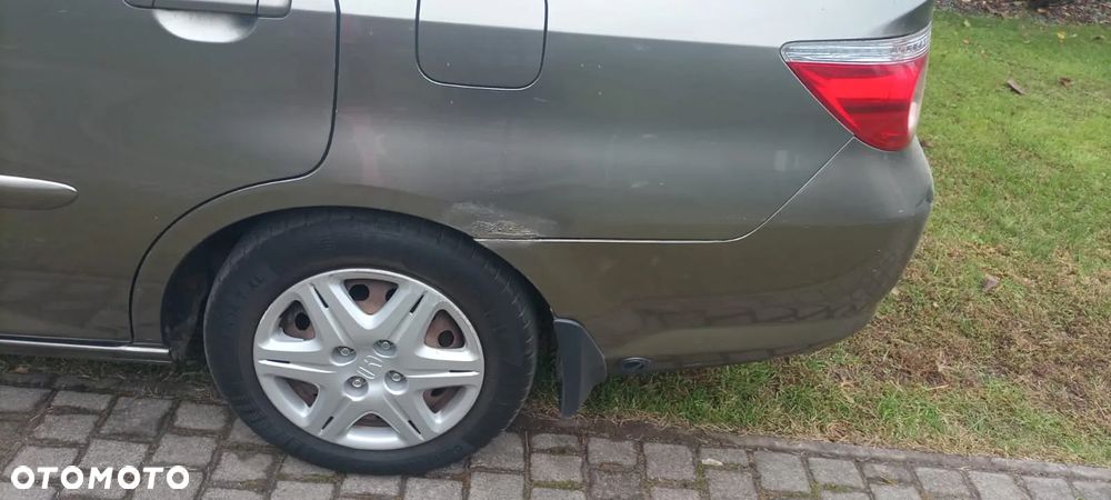 Honda City 1.4 Comfort - 9