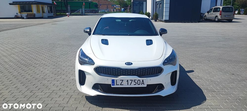 Kia Stinger - 5