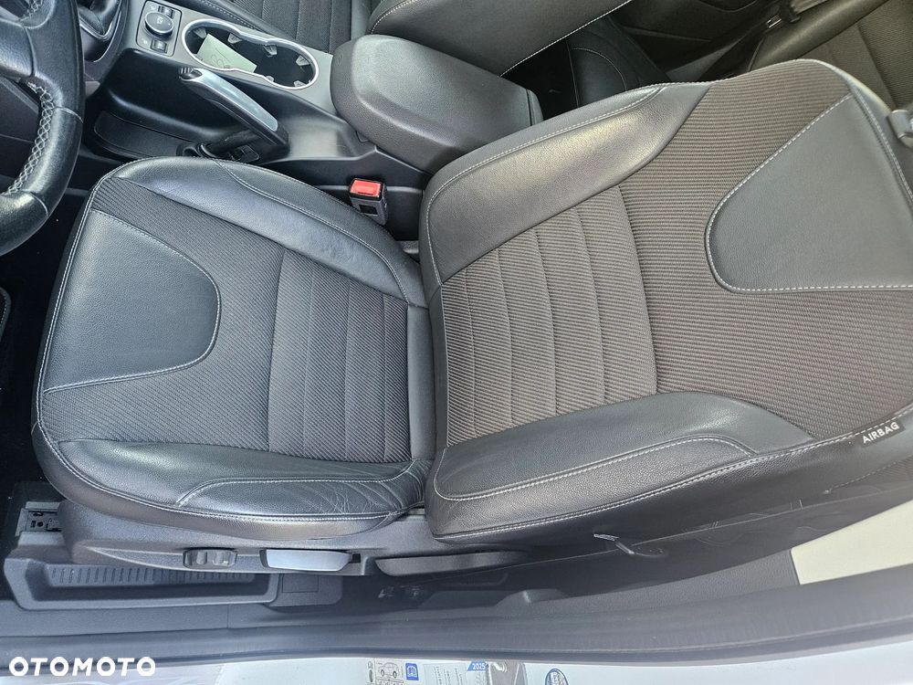 Ford Kuga 1.5 EcoBoost FWD ST-Line ASS GPF - 32