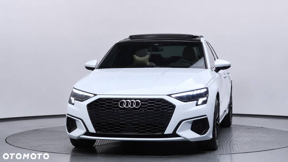 Audi A3 Limousine 40 TFSI quattro S tronic advanced - 4