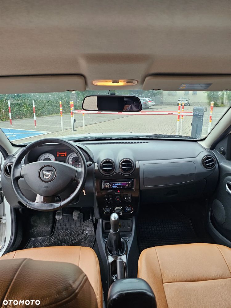 Dacia Duster 1.6 16V 4x2 - 15