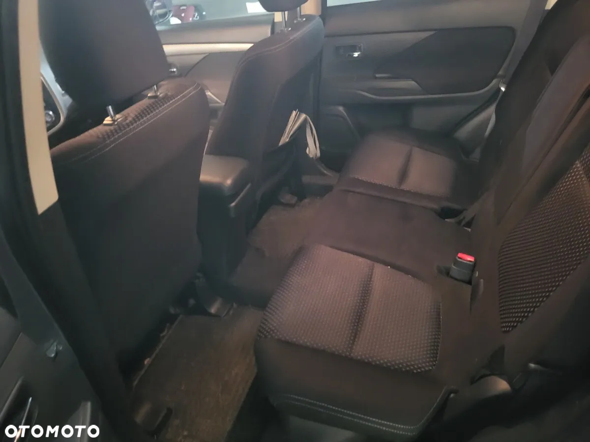 Mitsubishi Outlander 2.0 Intense 4WD CVT - 7