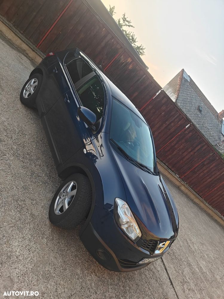 Nissan Qashqai - 1