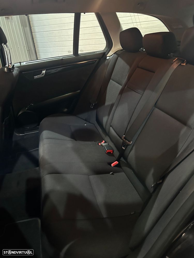 Mercedes-Benz C 180 CGi Classic BE - 11