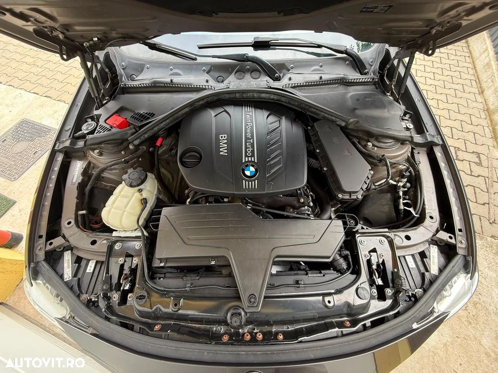 BMW Seria 3 320d xDrive Aut. Modern Line - 25
