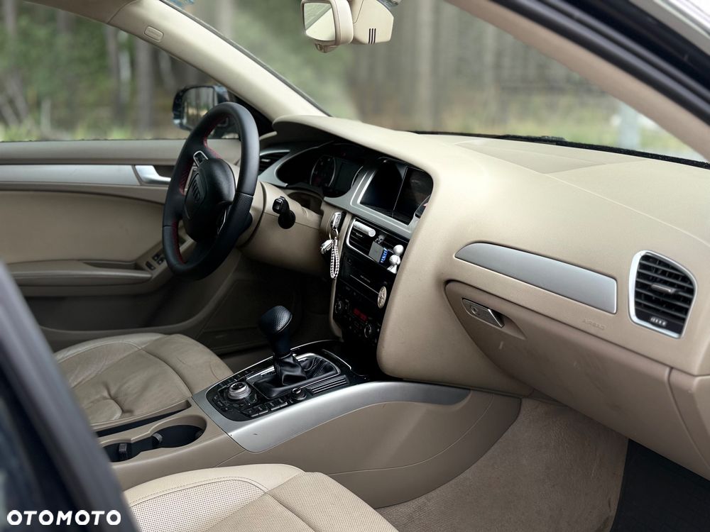 Audi A4 Avant 2.0 TDI Limited Edition Multitr - 11