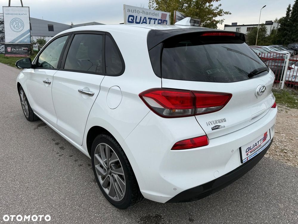 Hyundai i30 1.6 CRDi Comfort - 8